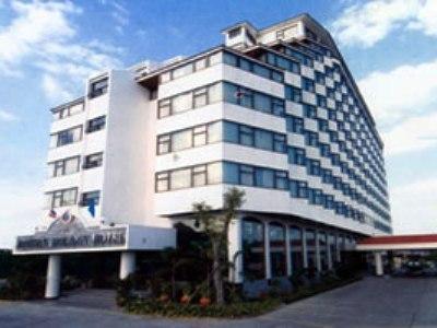 Jomtien Holiday Pattaya Hotel Buitenkant foto